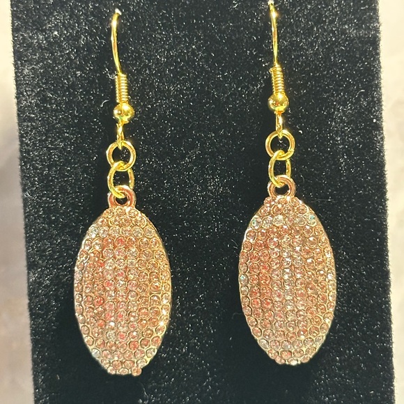Chic Gold Crystal Earrings - Picture 2 of 3